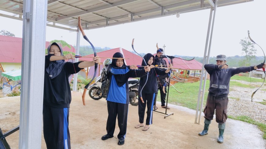 Kelas Panahan Mingguan di Cendekia Muslim, Cendekia Archery Club (CAC) Latih Fisik dan Mental dengan Olahraga Panahan