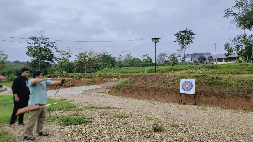 Kelas Panahan Mingguan di Cendekia Muslim, Cendekia Archery Club (CAC) Latih Fisik dan Mental dengan Olahraga Panahan